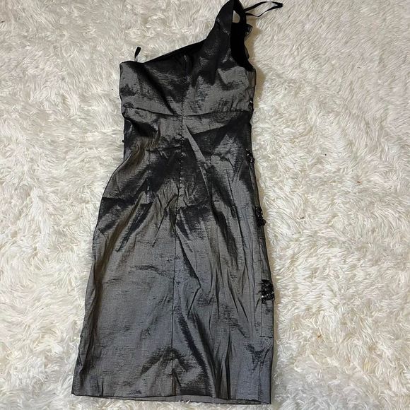 Y2K Silver one shoulder metallic dress with sequins Lace and ruffles size s - Picture 7 of 8